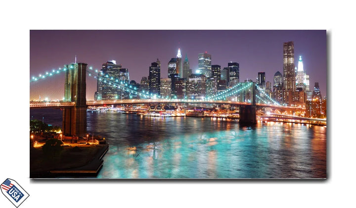 Brooklyn Bridge and Manhattan Skyline – A Nighttime Icon